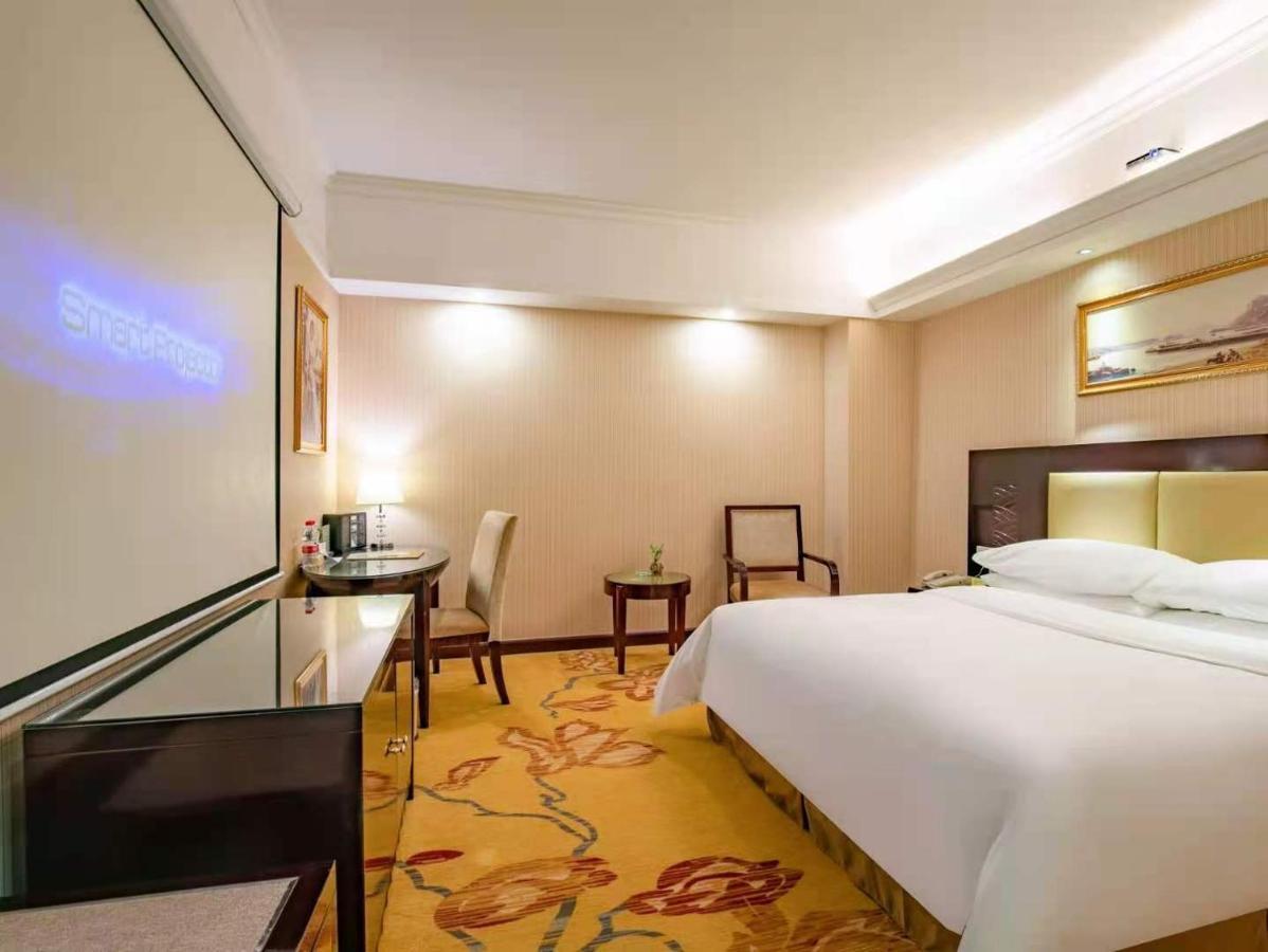 Vienna Hotel Baoan Liutang Xin'an  Extérieur photo