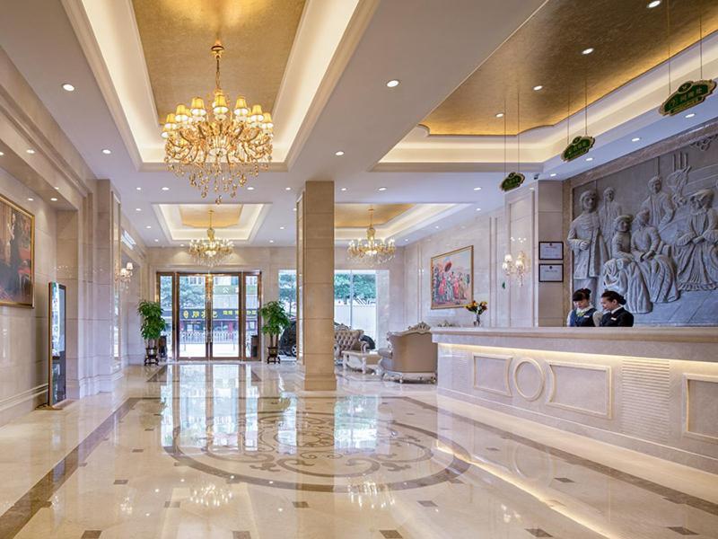Vienna Hotel Baoan Liutang Xin'an  Extérieur photo